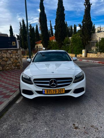 מודעת רכב מרצדס-בנץ C-class