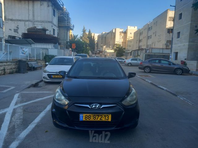 יונדאי אקסנט i25