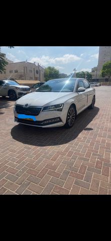 מודעת רכב סקודה סופרב