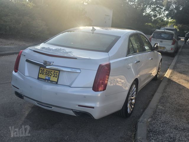 קאדילק CTS