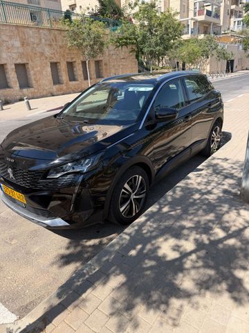 פיג'ו 3008