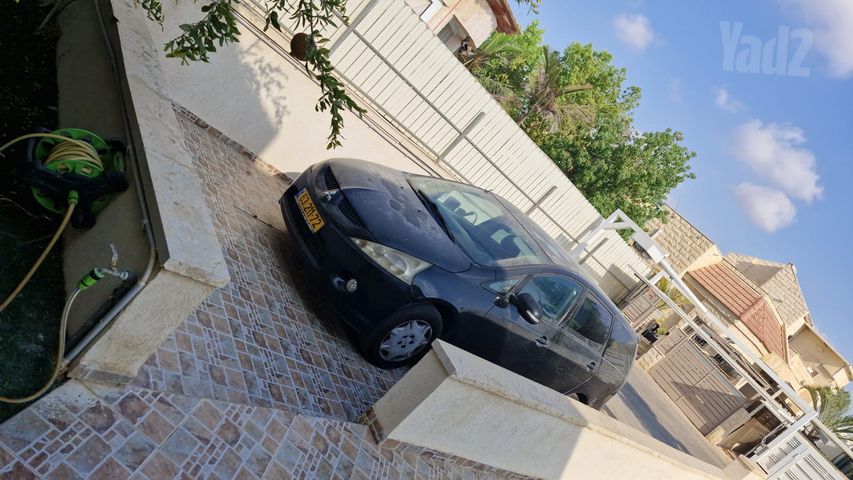 מיצובישי גרנדיס
