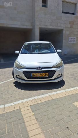 יונדאי i20
