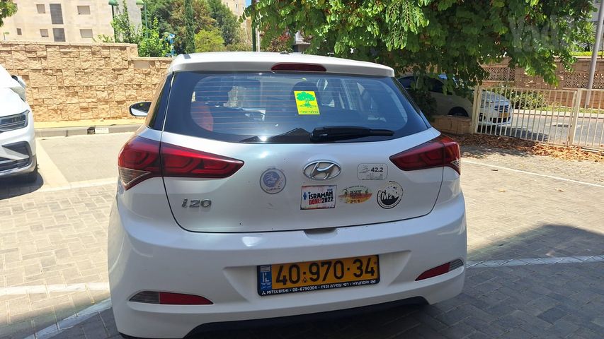 יונדאי i20