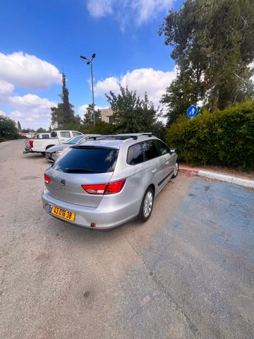 סיאט לאון