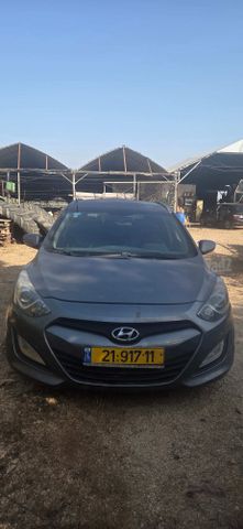 יונדאי i30