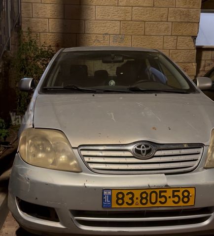 טויוטה קורולה