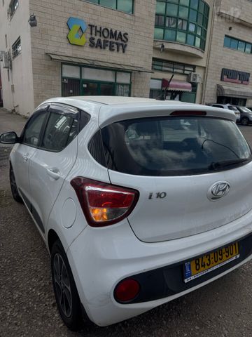יונדאי i10