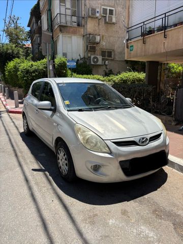 מודעת רכב יונדאי i20