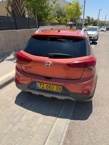 יונדאי I20 קרוס