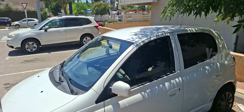 טויוטה יאריס