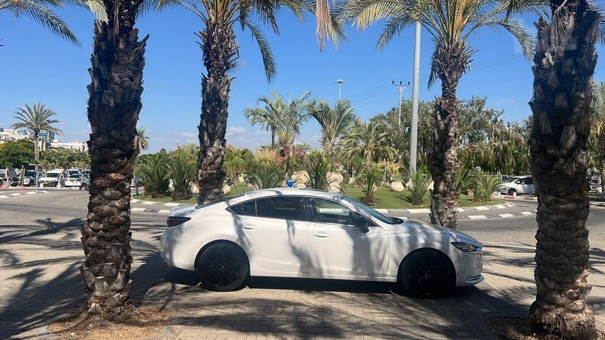 מודעת רכב מאזדה 6