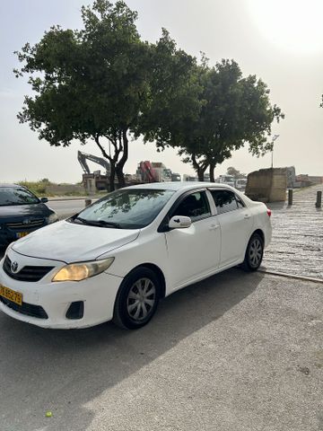 טויוטה קורולה