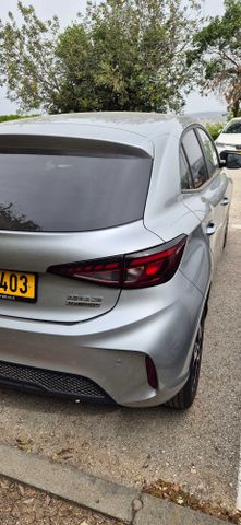 אם ג'י MG3