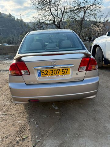 סיוויק LS אוט׳ סדאן 4 דל 1.6 (110 כ״ס)