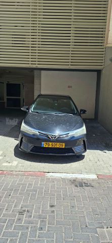 מודעת רכב טויוטה קורולה