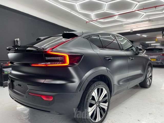 C40 4X4 Ultimate חשמלי אוט׳ (408 כ״ס)