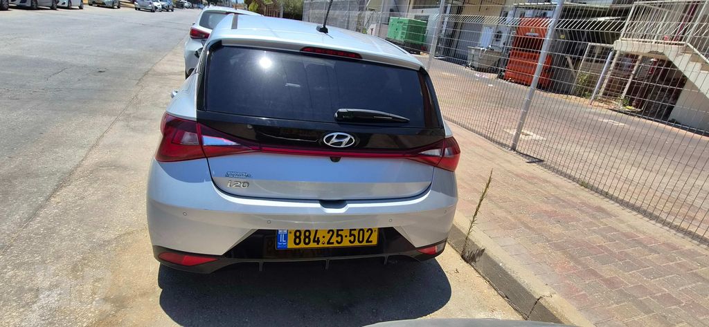 יונדאי i20