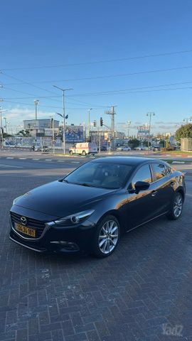מאזדה 3
