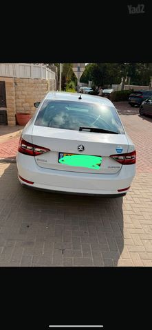 מודעת רכב סקודה סופרב