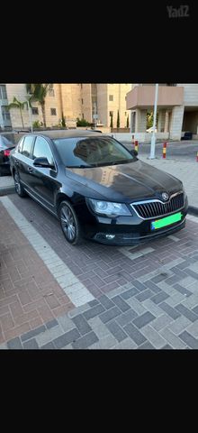 סופרב Elegance אוט׳ בנזין 1.8 (160 כ״ס) [2013-2015]