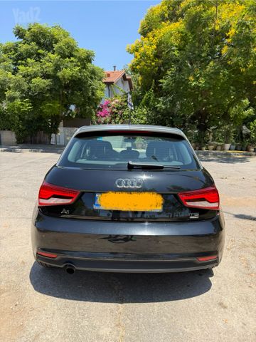 אאודי A1