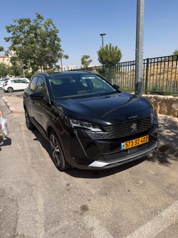 פיג'ו 3008