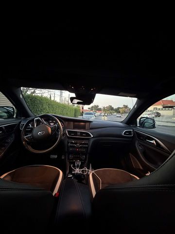 מודעת רכב אינפיניטי Q30