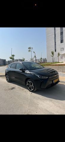 מודעת רכב ג׳ילי Geometry C
