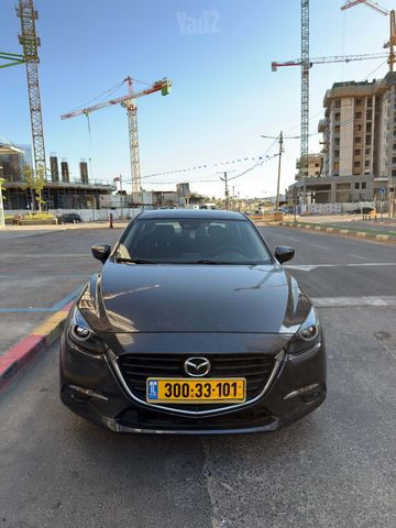 מאזדה 3