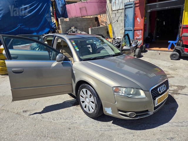 אאודי A4