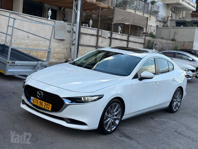 מאזדה 3