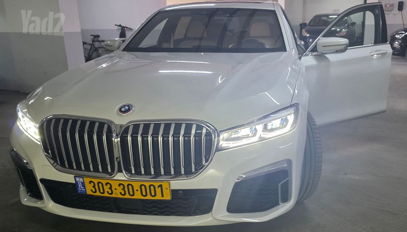 סדרה 7 Luxury 740Li אוט׳ 3.0 (326 כ״ס)