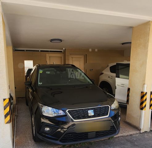 מודעת רכב סיאט ארונה