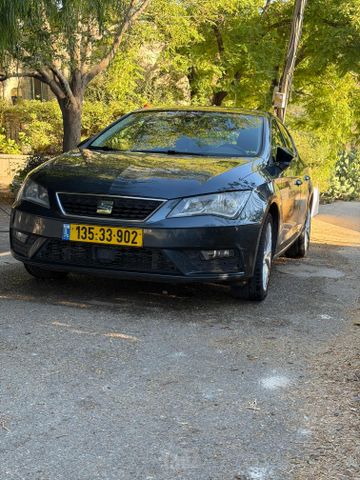 סיאט לאון