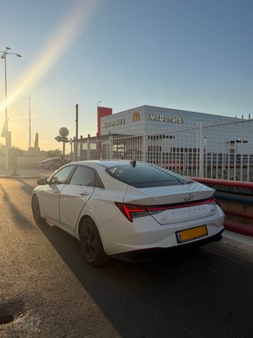 מודעת רכב יונדאי אלנטרה