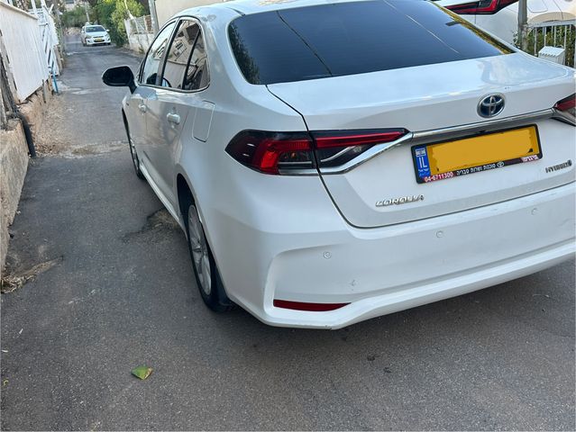 מודעת רכב טויוטה קורולה