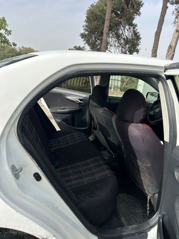 מודעת רכב טויוטה קורולה