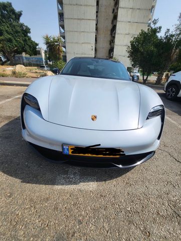 טייקן 4X2 Regular חשמלי אוט׳ סדאן 5 מק (408 כ״ס)