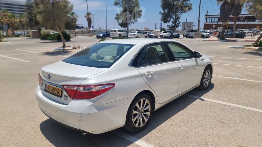 טויוטה קאמרי