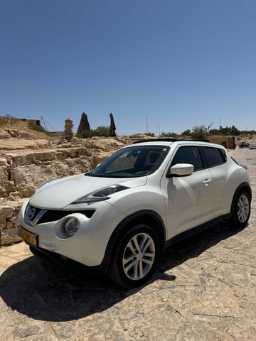 ניסאן ג'וק