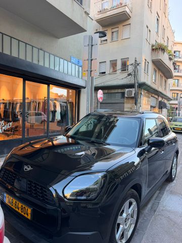 מיני קאנטרימן