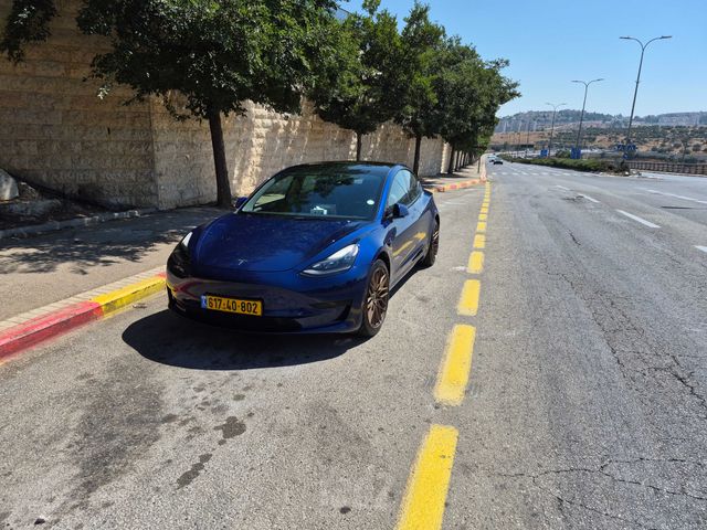 טסלה מודל 3