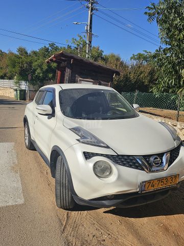 ניסאן ג'וק