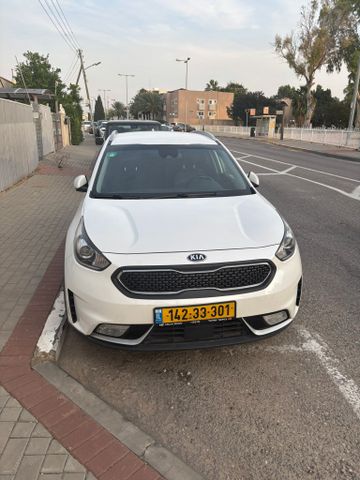 קיה נירו