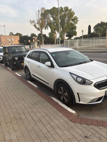 קיה נירו