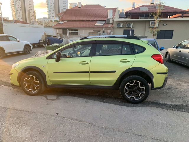סובארו XV