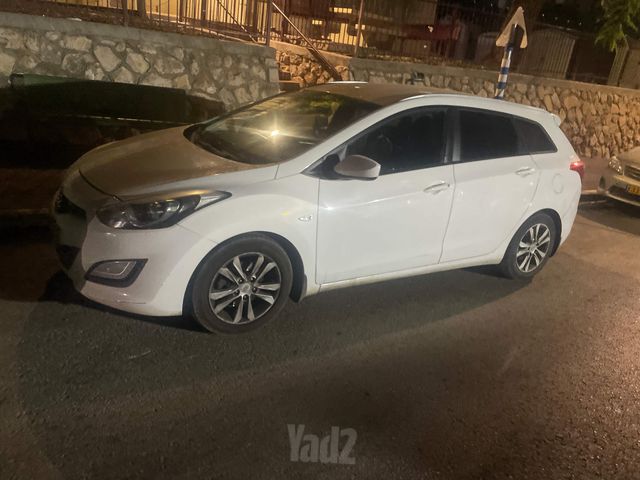 יונדאי i30
