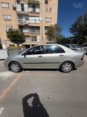 טויוטה קורולה