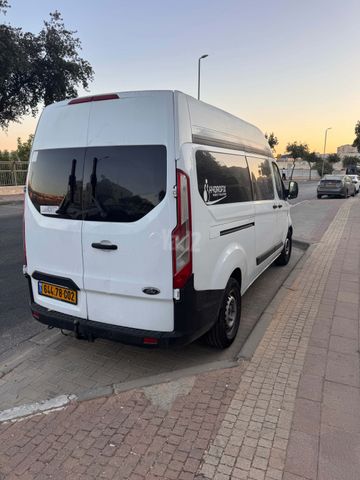 פורד טרנזיט קוסטום